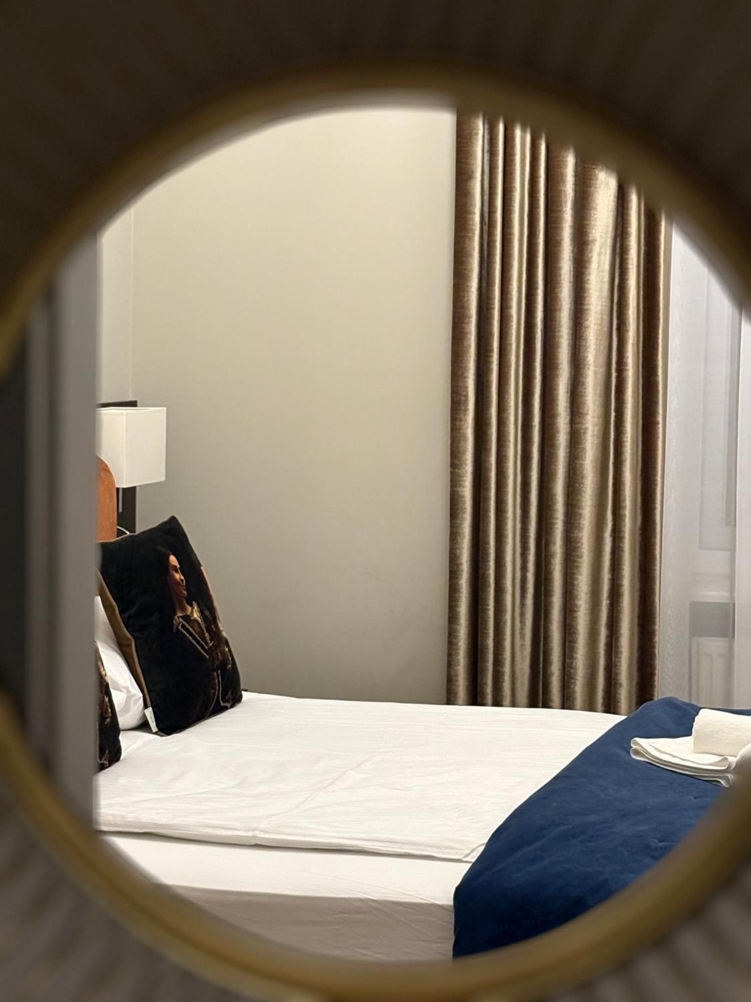 Crown Pearl - Wonderful Apartment, 110Scm, 4 Rooms Cracovia Exterior foto